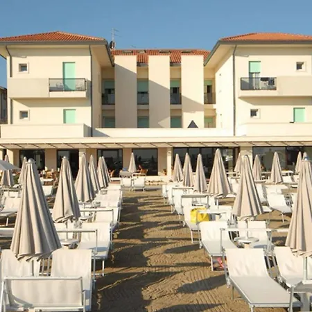 Vienna Hotel San Mauro Mare