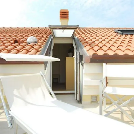 Vienna Hotel 3*
